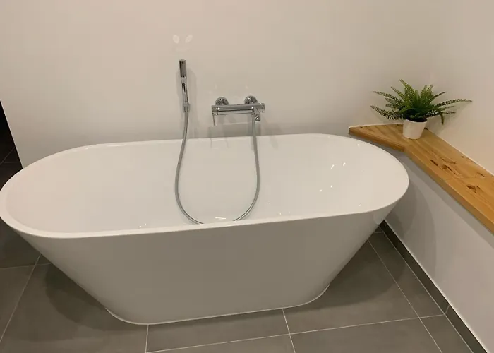 Moderne In Mit Gemeinschaftsbad & Kueche