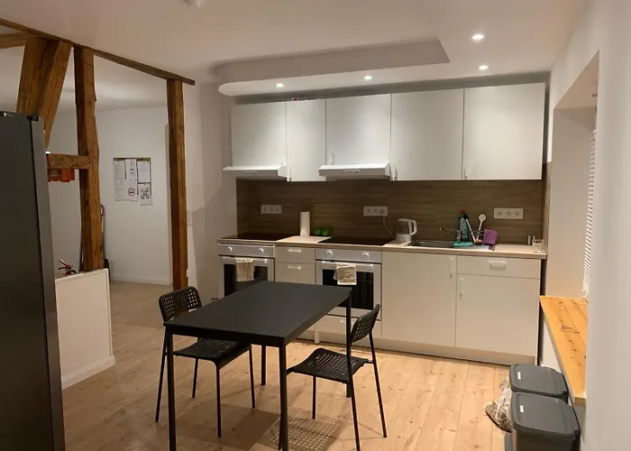 Moderne In Mit Gemeinschaftsbad & Kueche Хостел